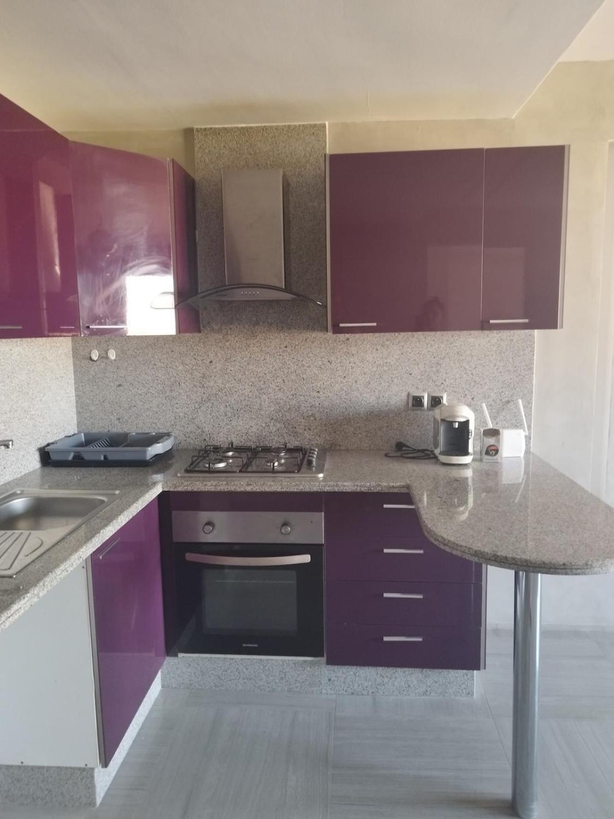 Calme, Proche De Toutes Commodites Apartamento