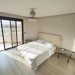 Appartement Calme, Proche De Toutes Commodites
