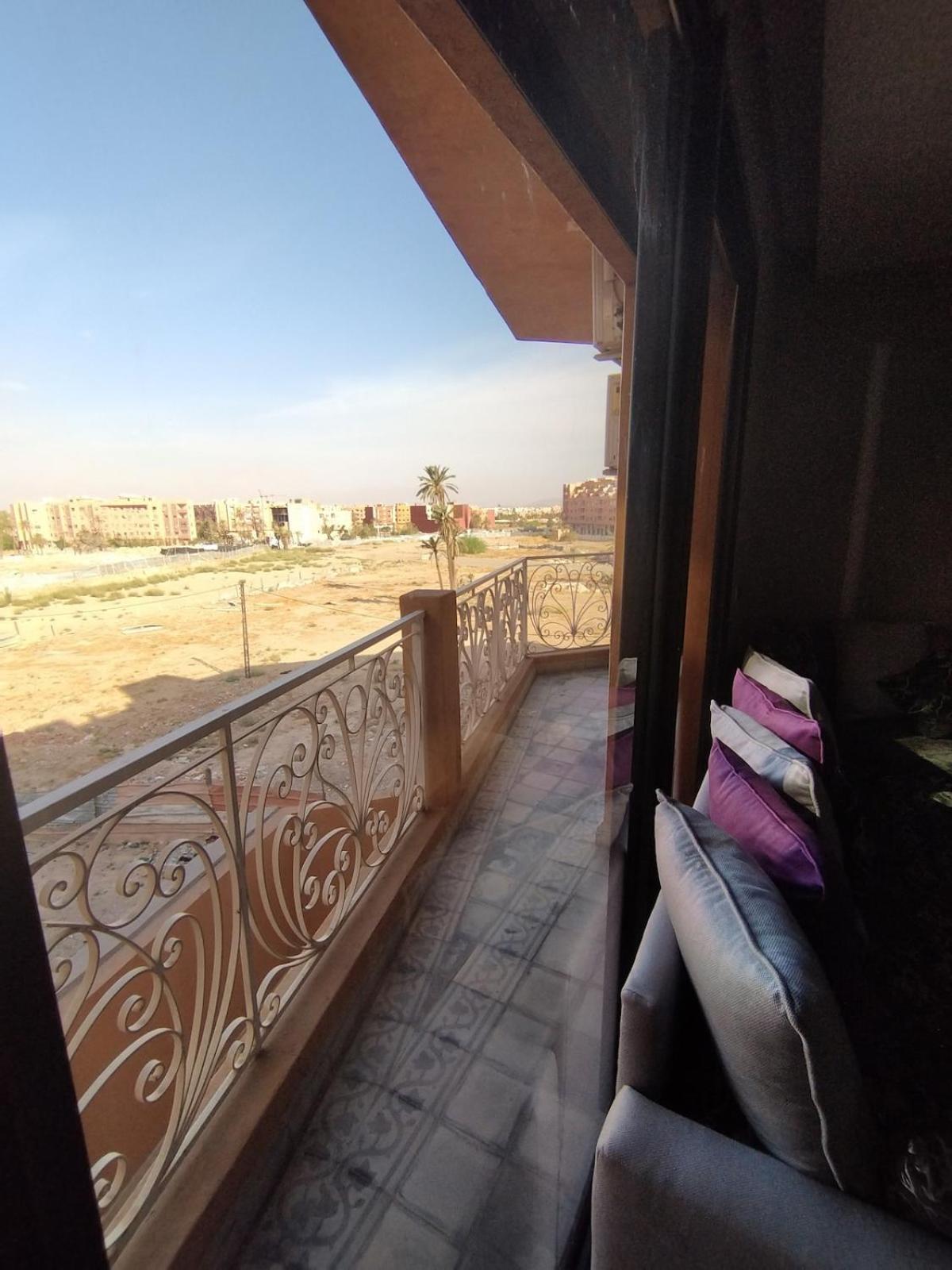 Calme, Proche De Toutes Commodites Appartement